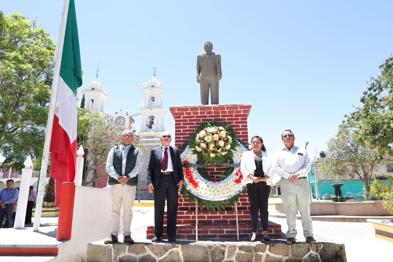 Recuerdan en Muñoztla, legado y obra del ex gobernador Emilio Sánchez Piedras